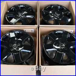 Genuine Land Rover Discovery 3/4 Hse 19 Inch Gloss Black Alloy Wheels Set (x4)