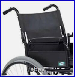 LOMAX UNI 8 SELF PROPELLED WHEELCHAIR(it's been used only few times)