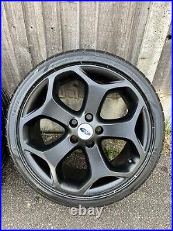 ORIGINAL SET of FORD FOCUS ST MK2 18 Alloy Wheels MATT BLACK With V. GOOD TYRES